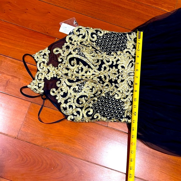 BLONDIE NITES Brand New with Tag Prom Dress (Sz.11) - Picture 9 of 10